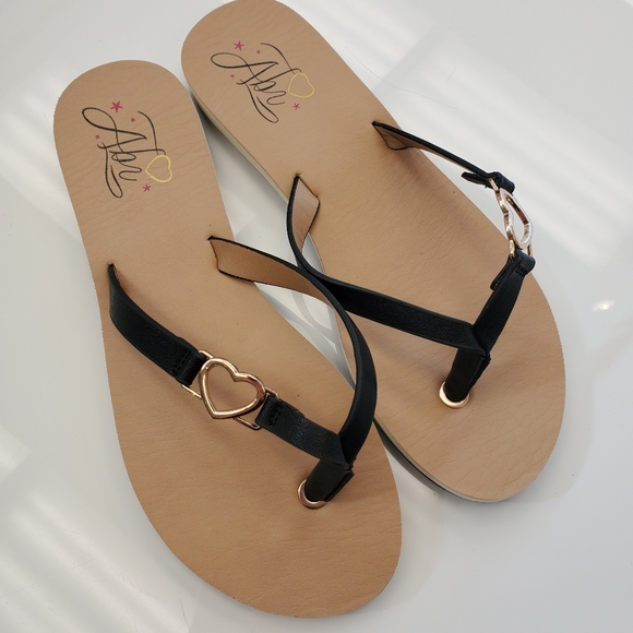 NIB - Black Leather Love Sandals - Beach B… - Picture 5 of 6